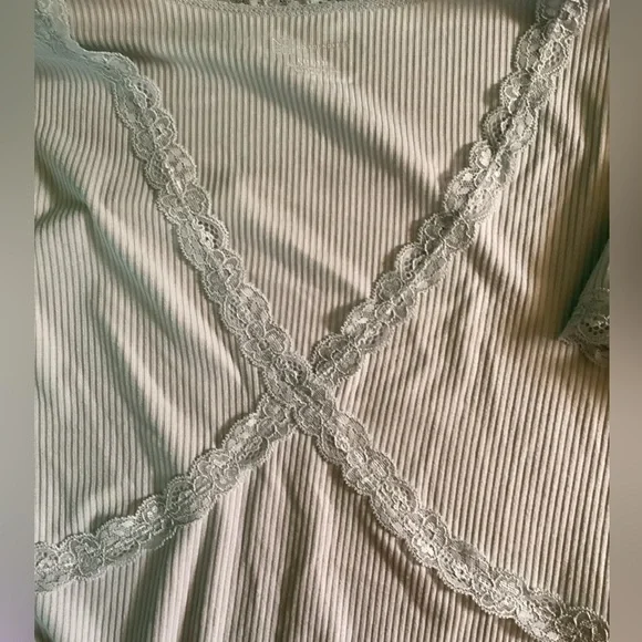 No Boundaries Juniors Lace Trim Ribbed T-Shirt Size Large - Picture 6 of 9